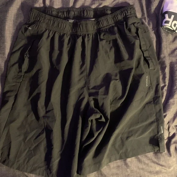 Athletic shorts bundle - Picture 3 of 4